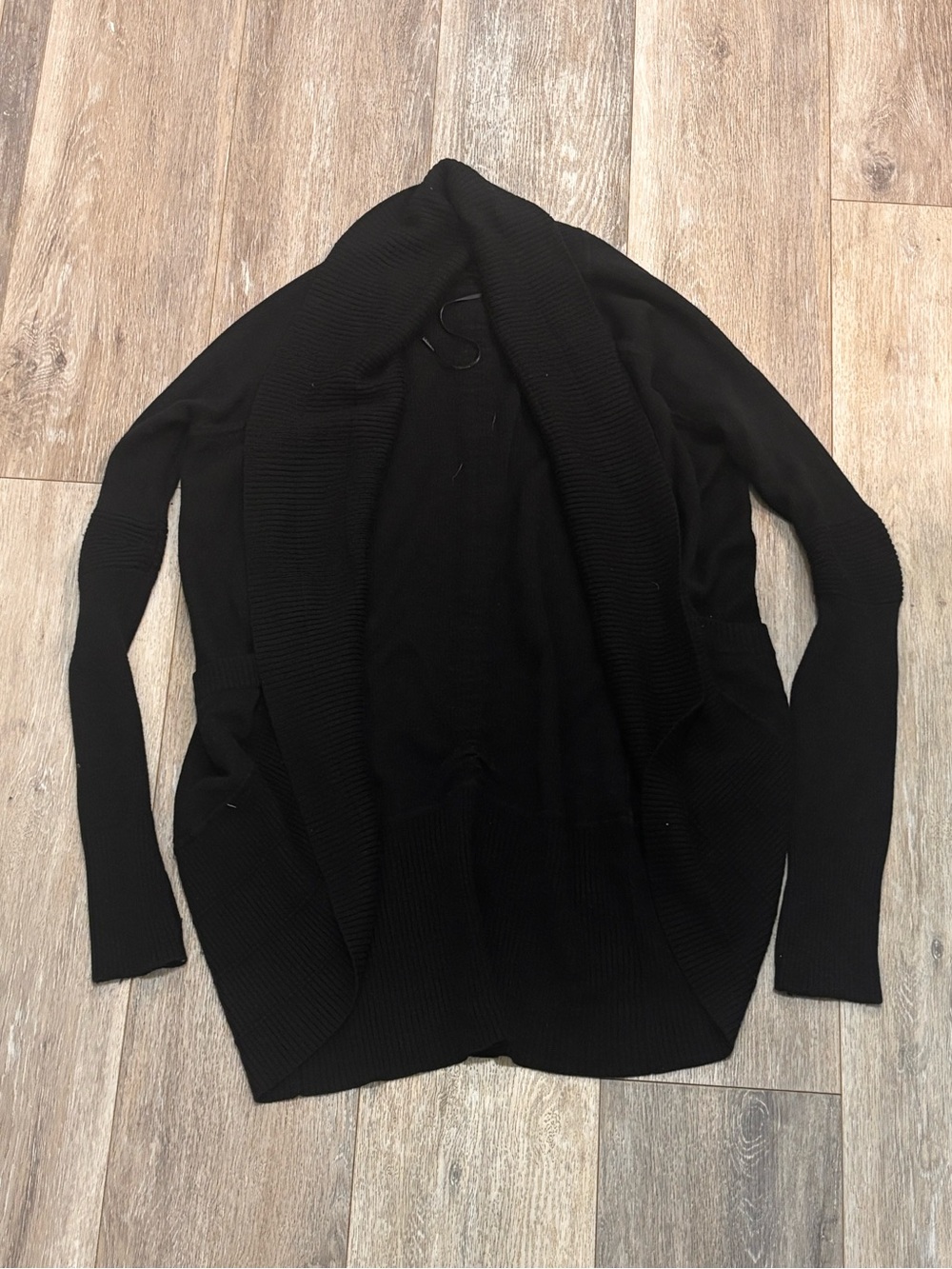 Lululemon Cardigan - Picture 2 of 9
